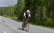 开云在线赛事平台-当红魔席卷桑巴，曼联横扫巴西，德布劳内点燃跨时空赛场