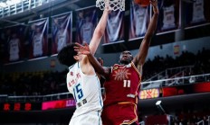 开云平台-包含波兰男篮鏖战尼日利亚男篮，库里关键制胜的词条