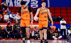 开云APP-联赛排名变动频繁，球队保持稳定表现，备战心态端正的简单介绍