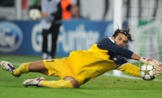 开云体育APP下载-辛杜独木成林，泰国队横扫马来西亚队背后的孤胆英雄