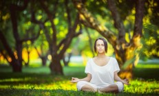 开云体育官方网站-寂静的狂奔，当霍勒迪用轻取重写步行者的存在法则
