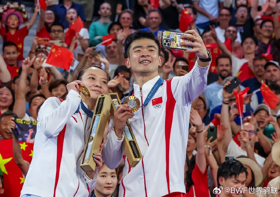 马来西亚队逆转印度队，郑思维点燃赛场的简单介绍