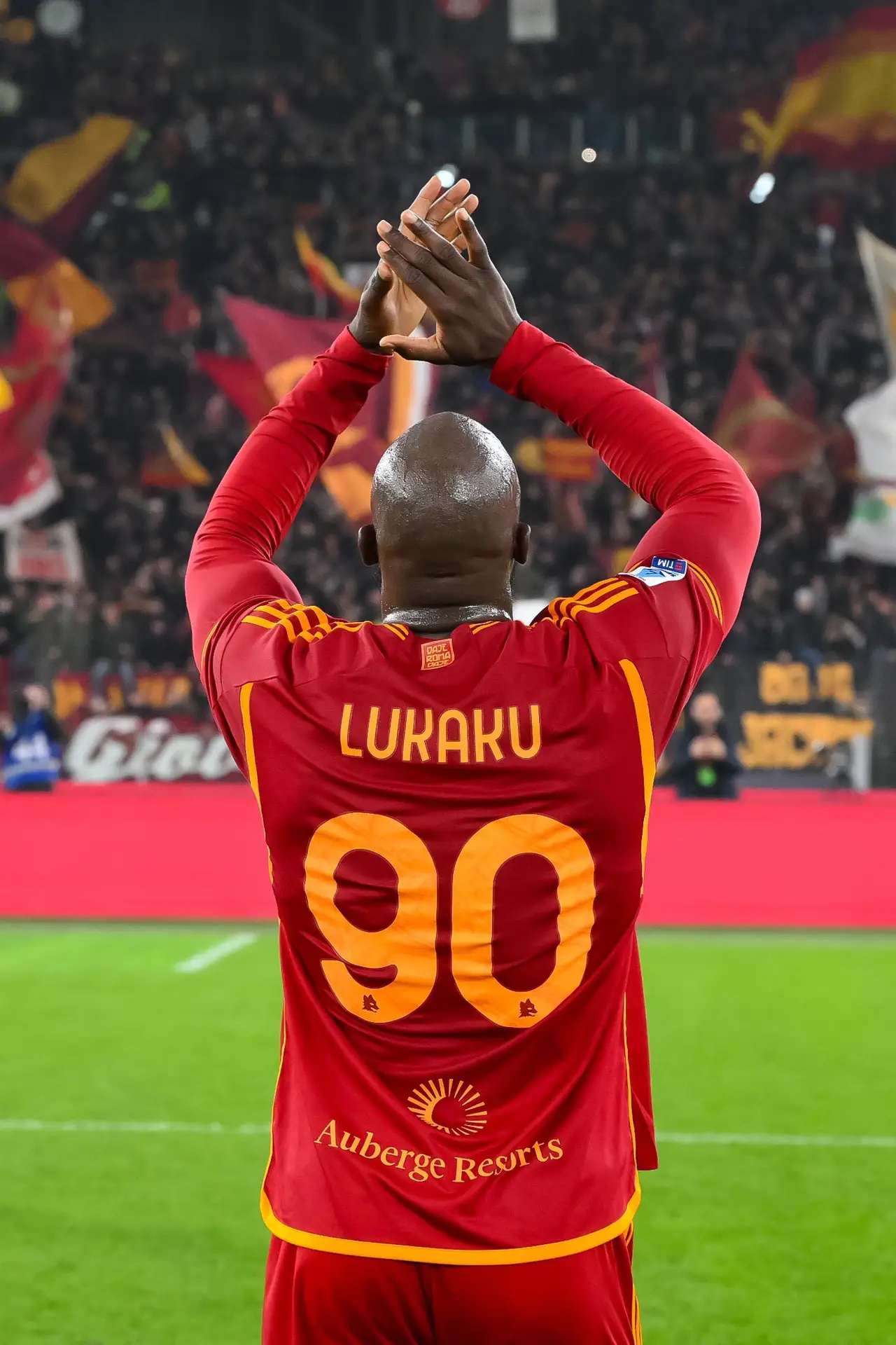 关于罗马城市德比临近，球迷期待胜利的信息