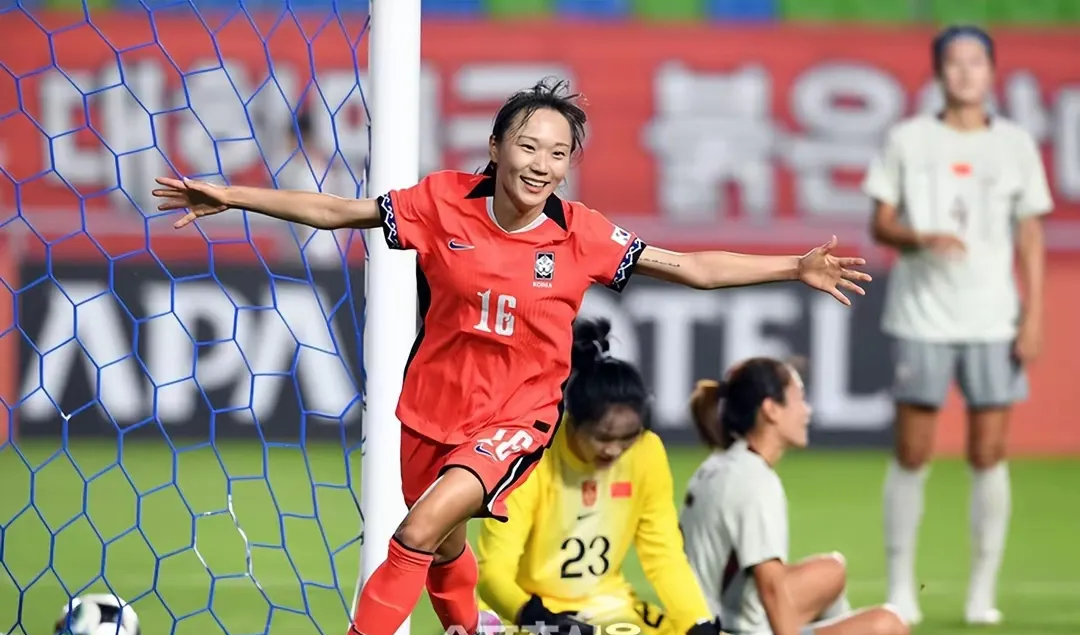 国家女足备战奥运队员士气高昂迎战南非队