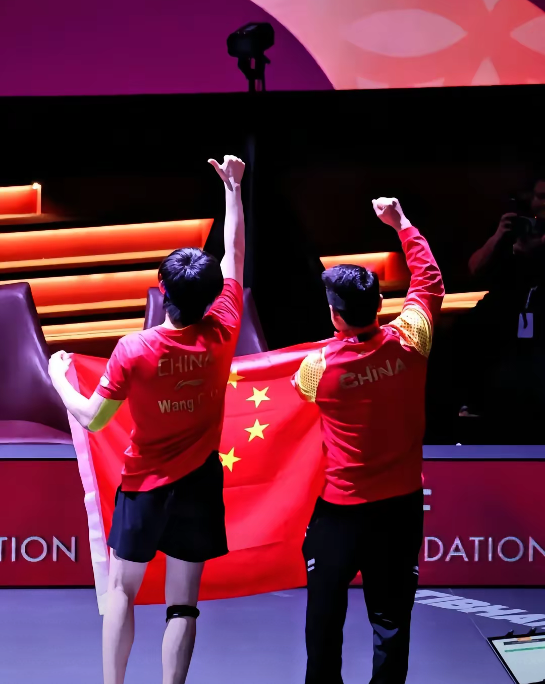 热门球队备战决赛阶段，备战正酣