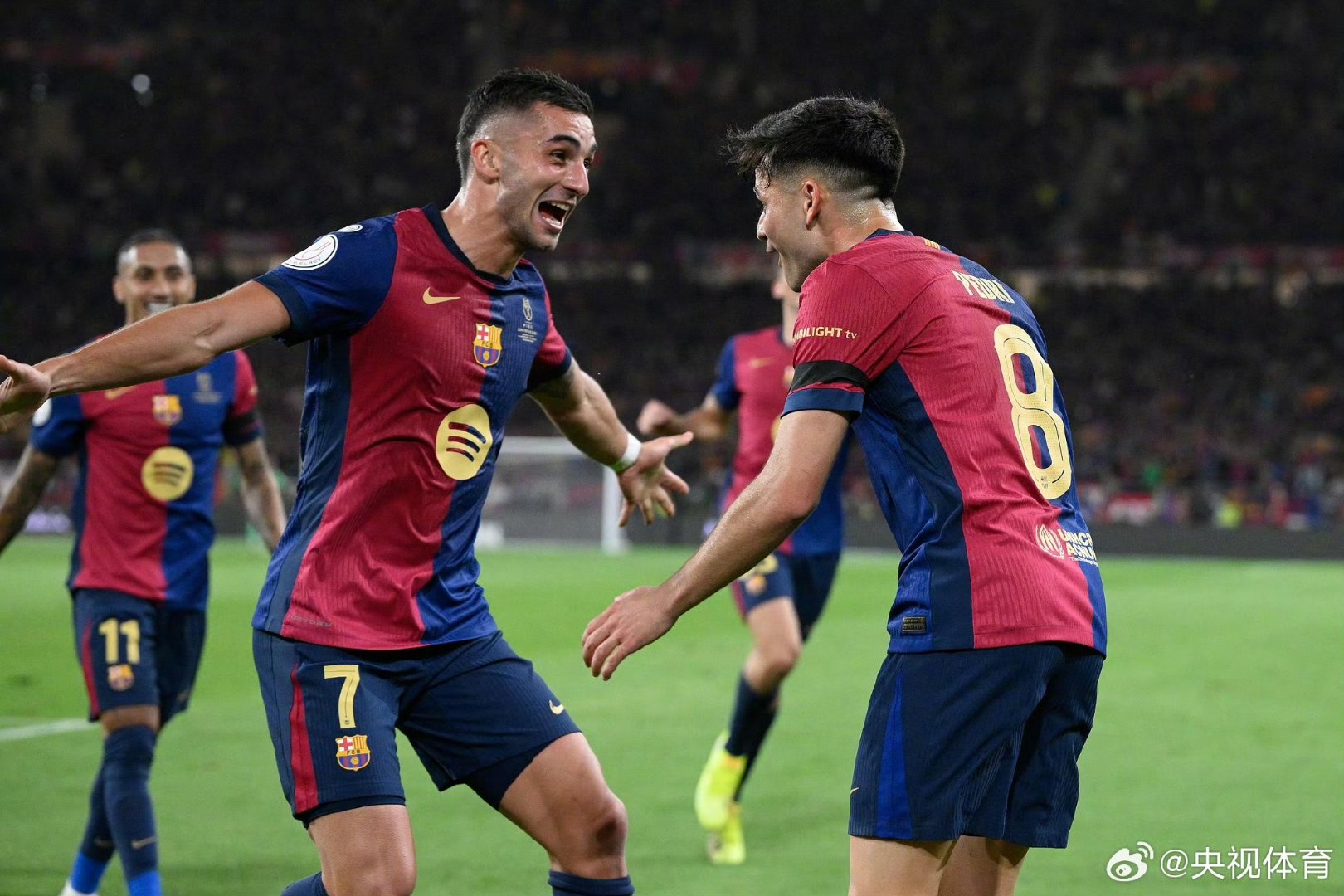 梅西点球破门，助巴萨逆转取胜