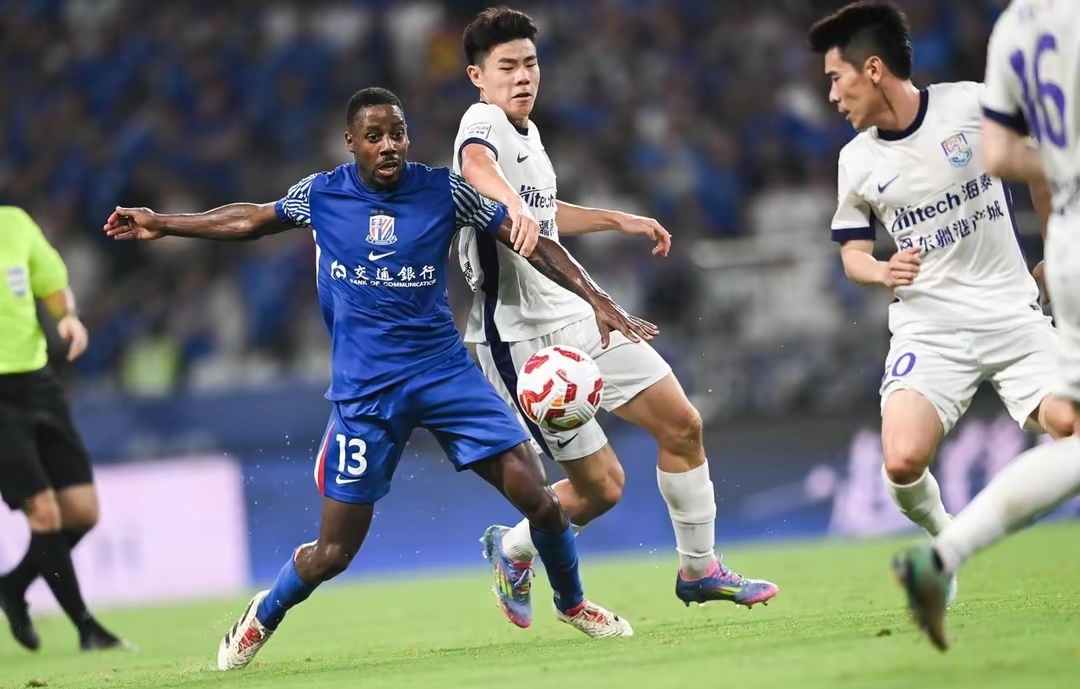 联赛排名变动频繁，球队保持稳定表现，备战心态端正的简单介绍