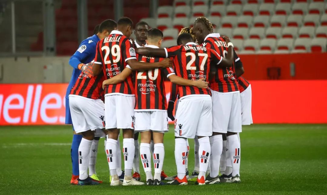 尼斯客场平摩纳哥，保持领跑位置的简单介绍