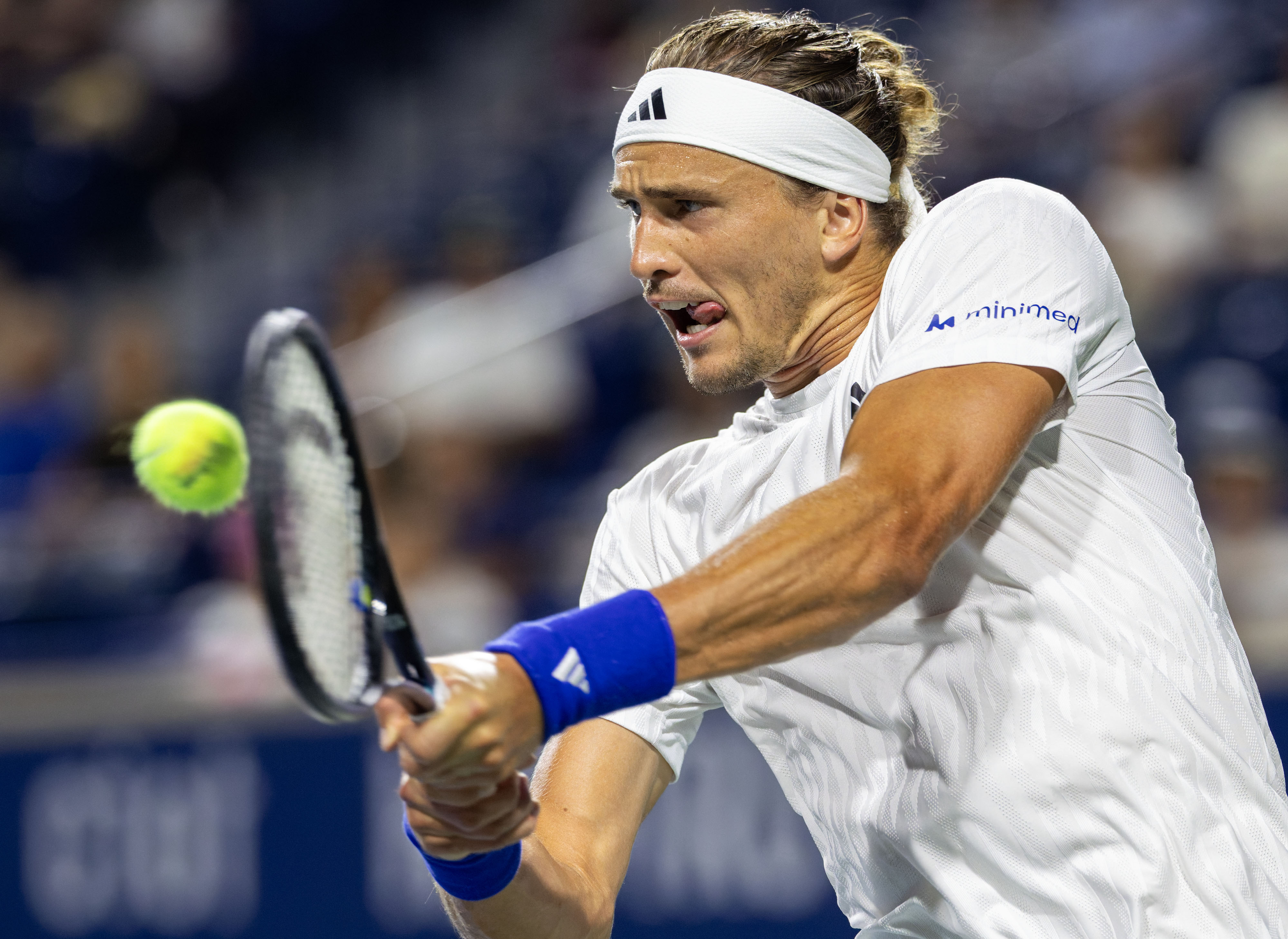 包含拉沃尔杯逆转澳网，兹维列夫状态火热的词条