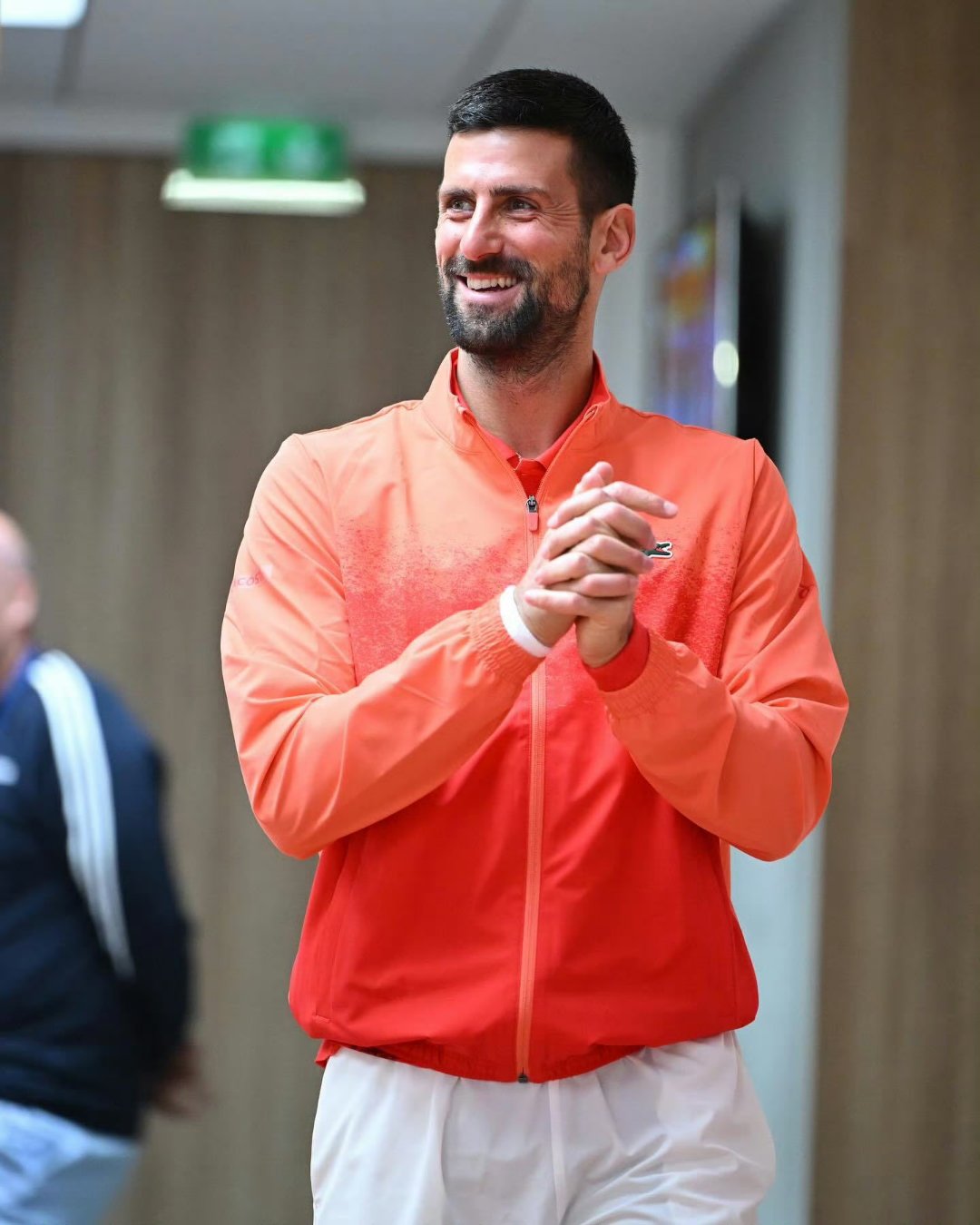 关于拉沃尔杯翻盘ATP总决赛，德约科维奇统治全场的信息