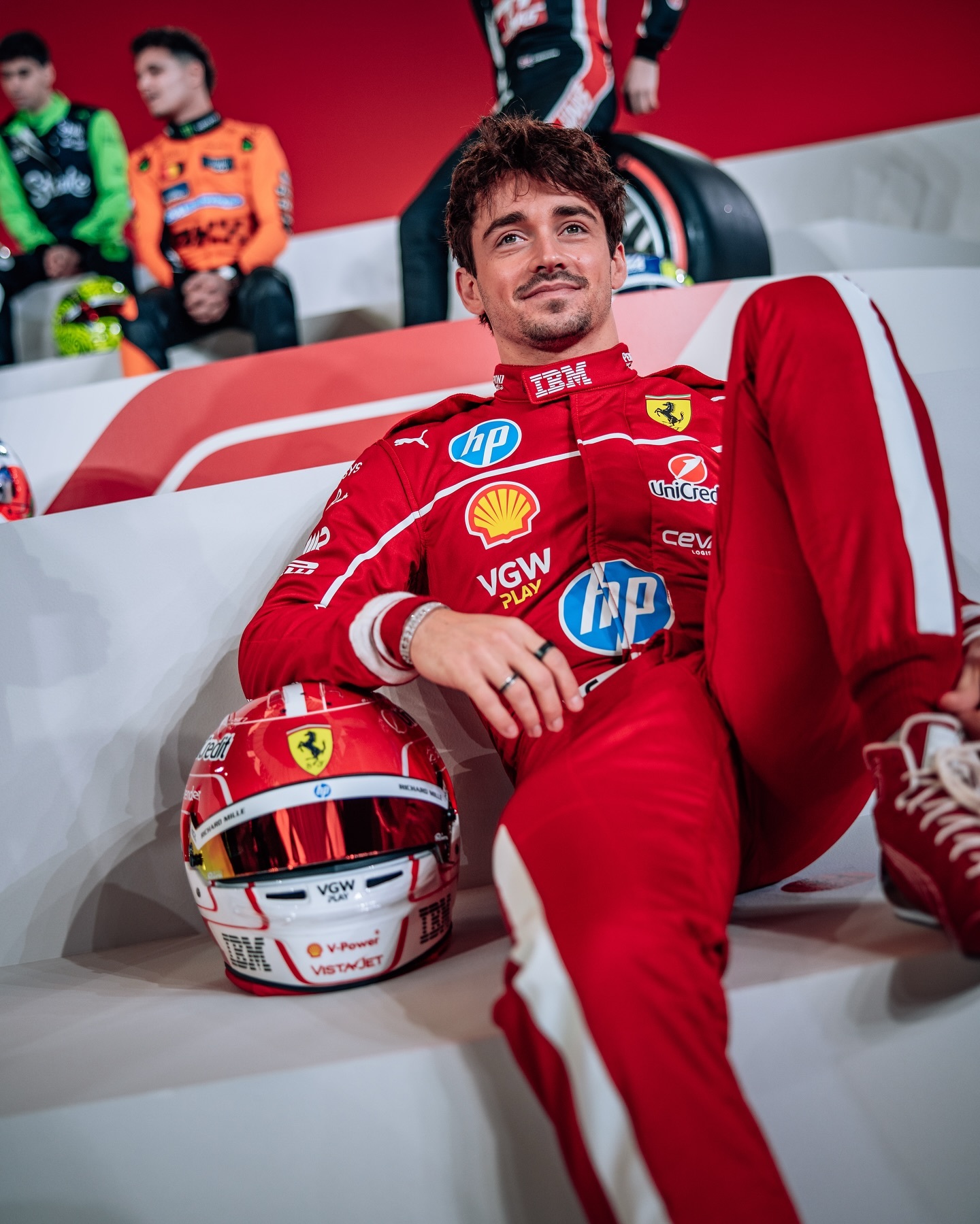 梅赛德斯完胜红牛二队，勒克莱尔刷新纪录的简单介绍