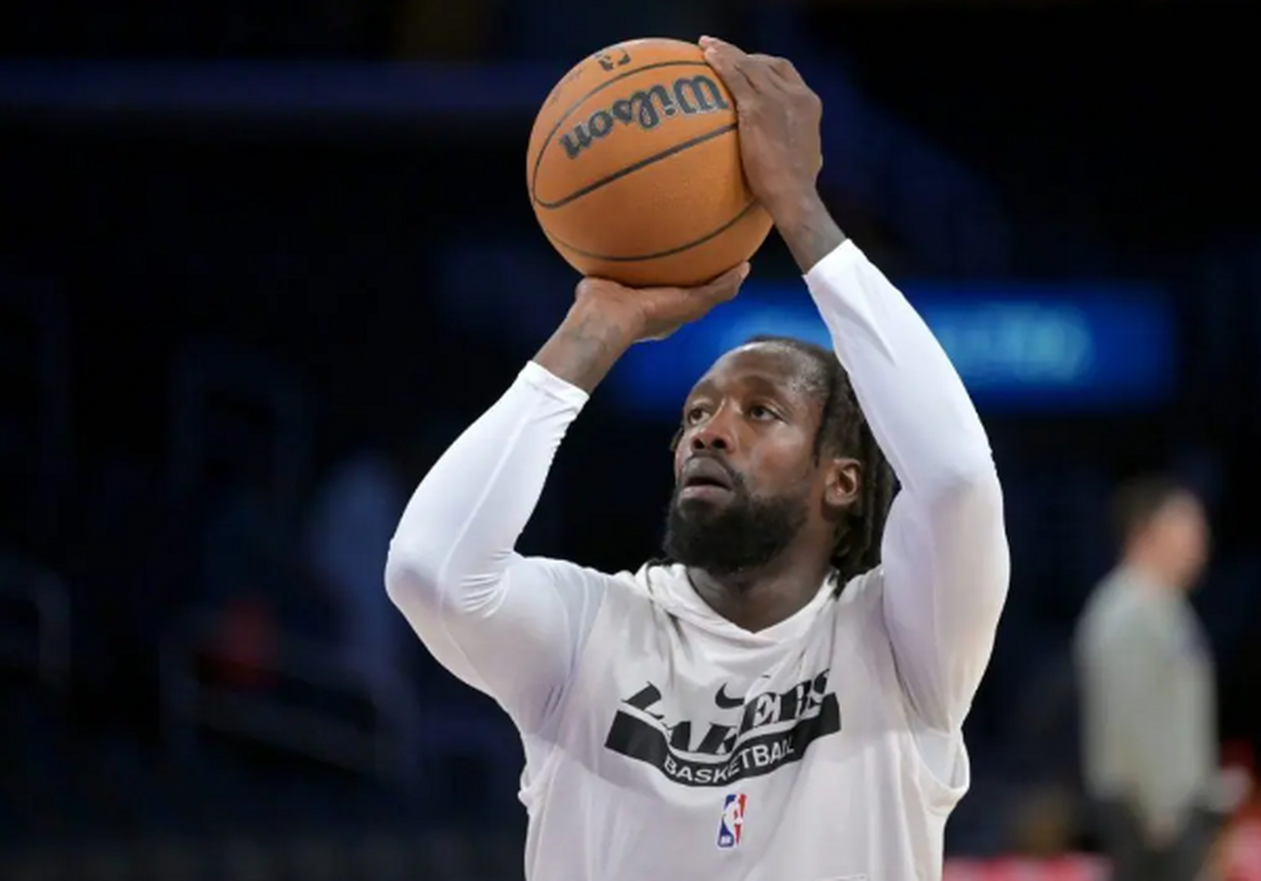 包含湖人B队逆转意大利男篮，贝弗利惊艳世界的词条