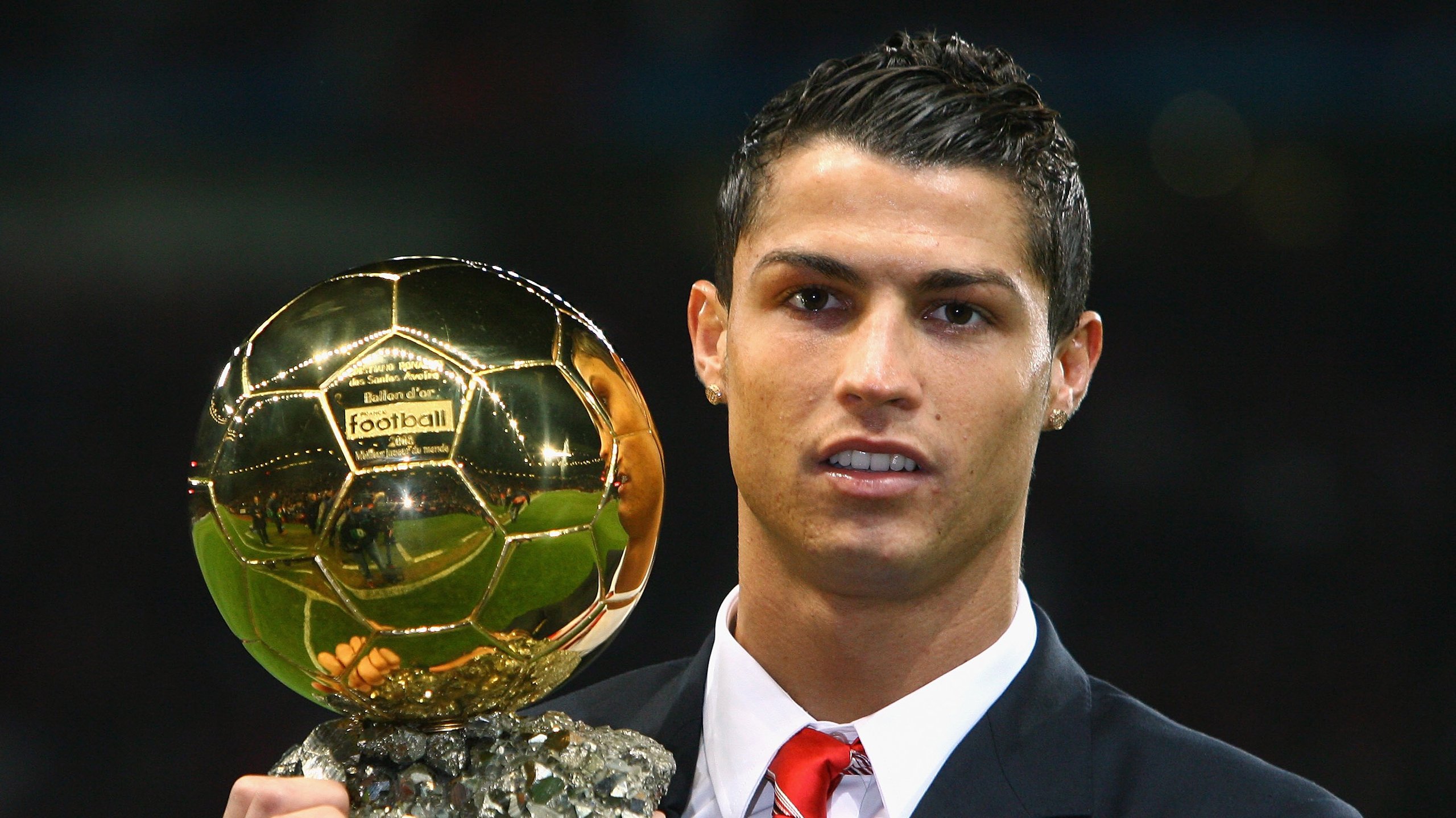 魔笛奏响决胜乐章，马里险胜厄瓜多尔，莫德里奇主宰比赛走向