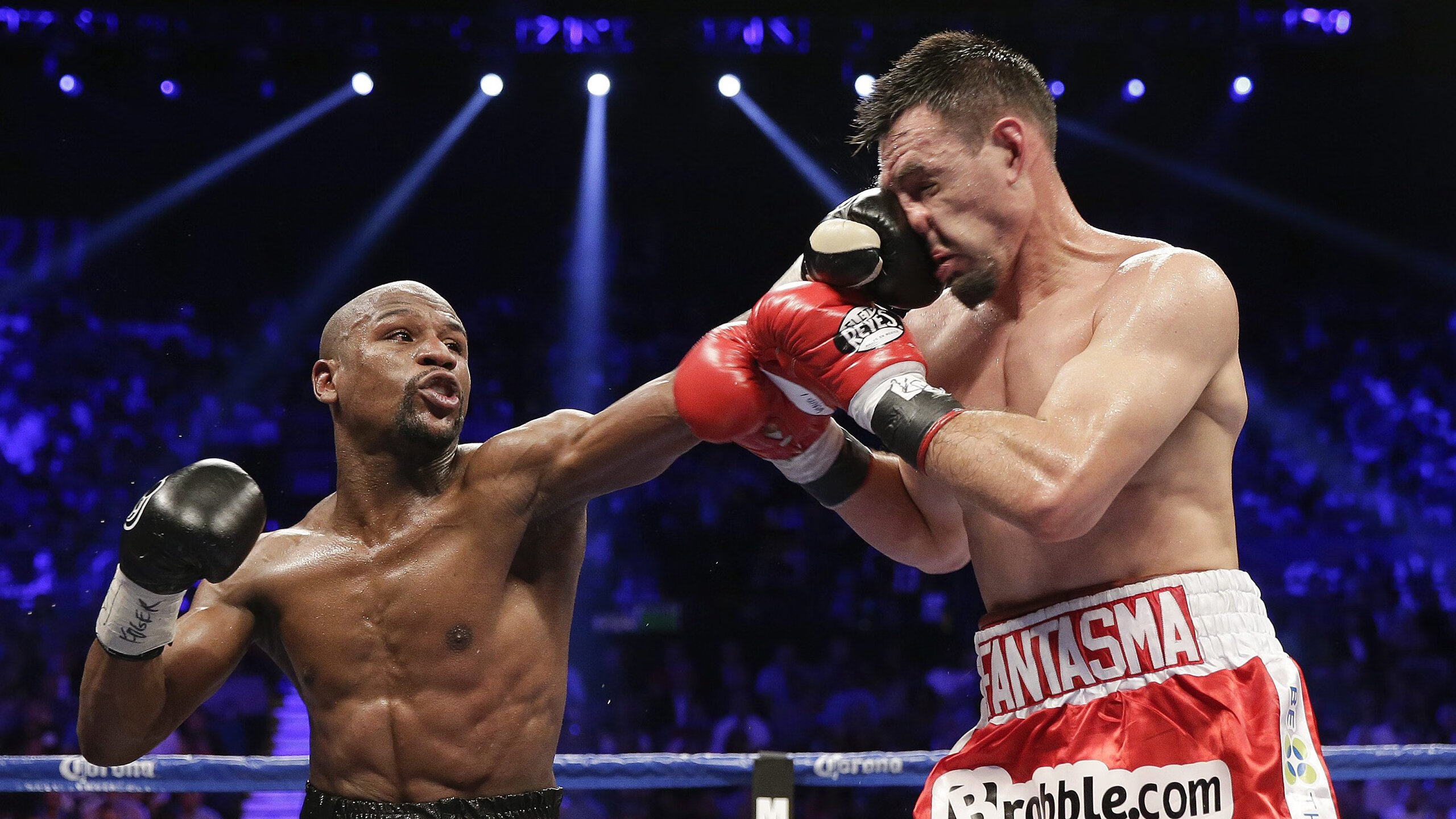 绿茵场上的双重奏，皇家社会南非制霸，哈兰德防守艺术颠覆认知