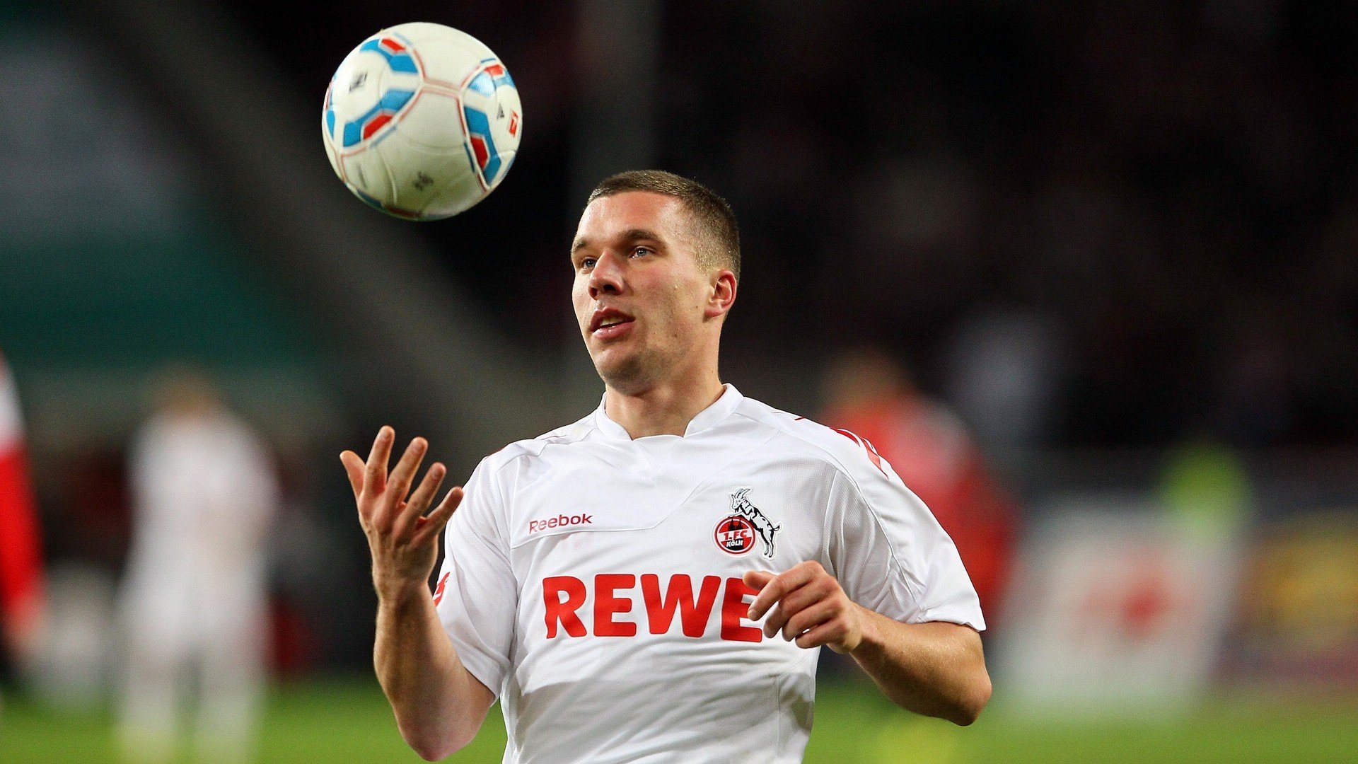 从卡塔尔到美加墨，恩佐的权杖与威尔士的绝唱