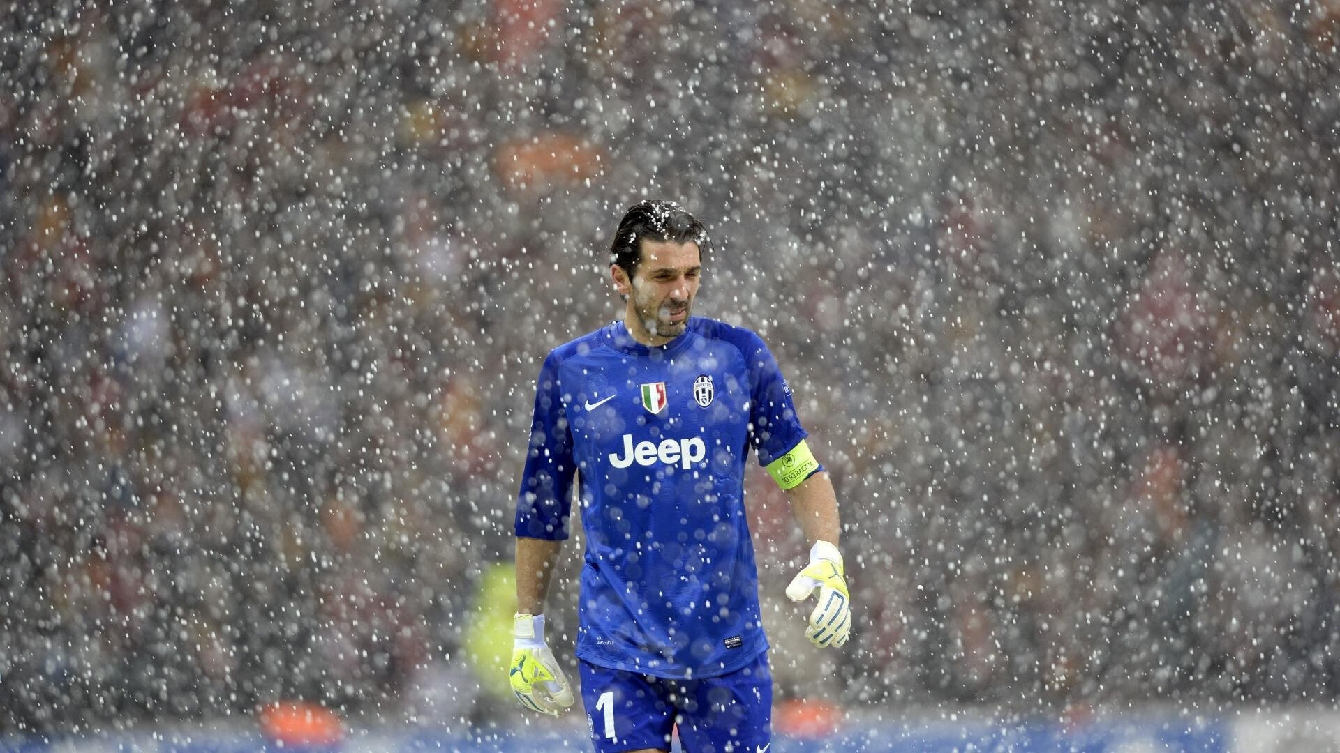 双线叙事，摩洛哥式高压铸就战术蓝本，萨内国家德比演绎个人英雄主义